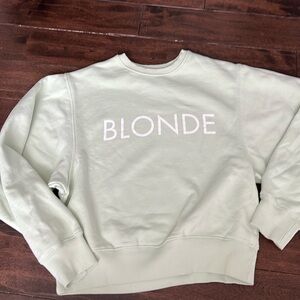 Sweatshirt